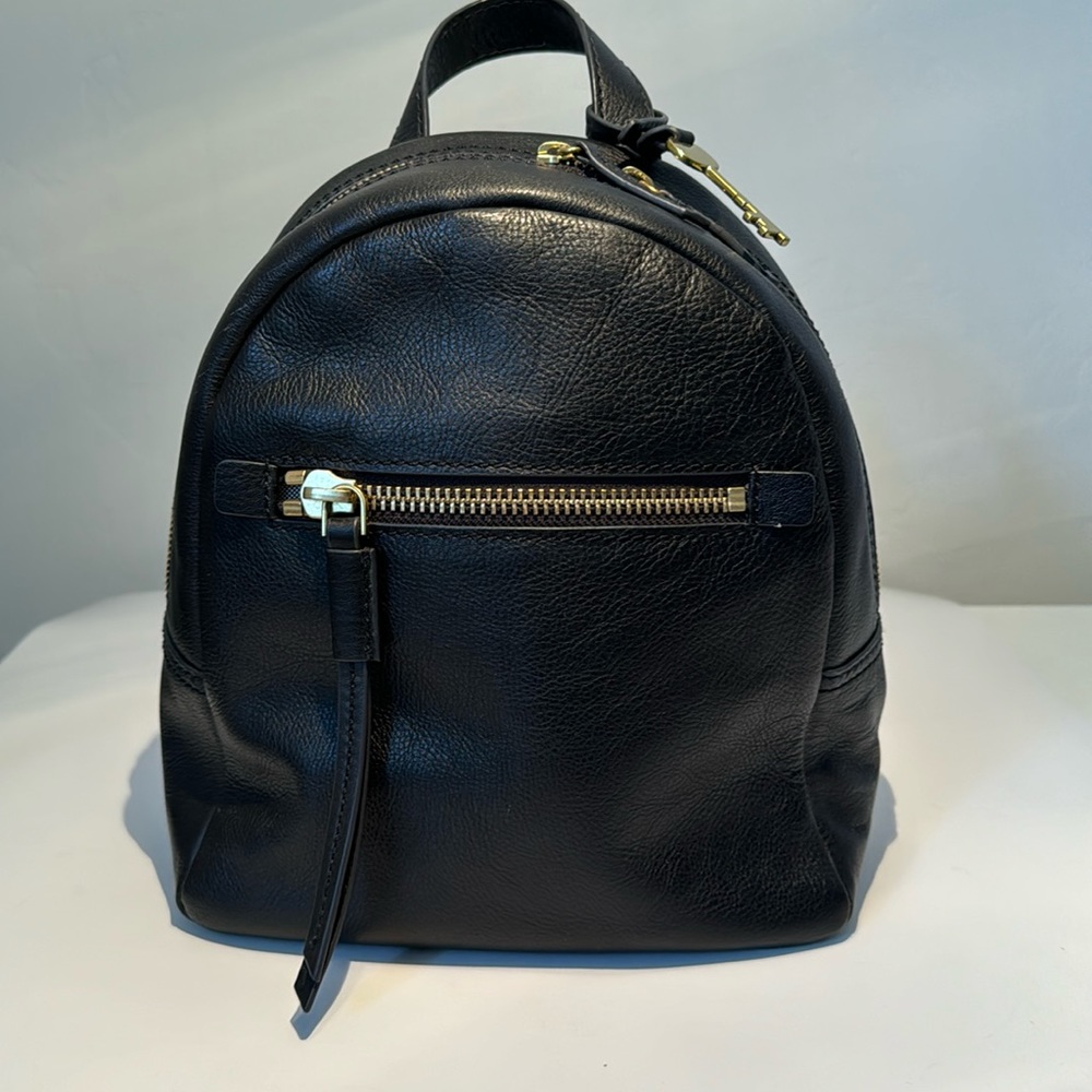 Fossil Megan Small Backpack in black leather
